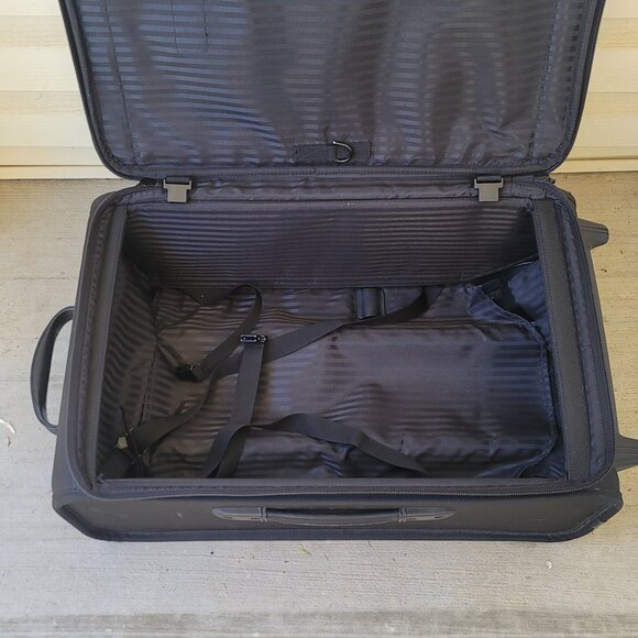 Vintage Tumi USA Black Ballistic Nylon 22" Wheeled Carry-On Suitcase (2243D4) - Picture 12 of 16